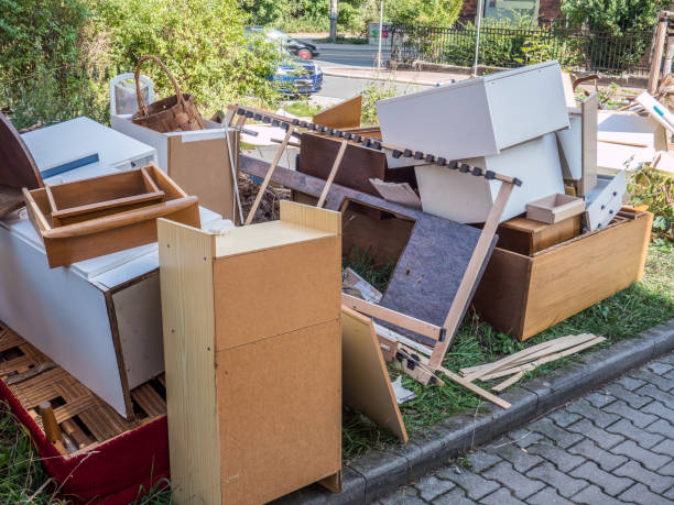 Best Attic Cleanout Services  in Amelia, LA